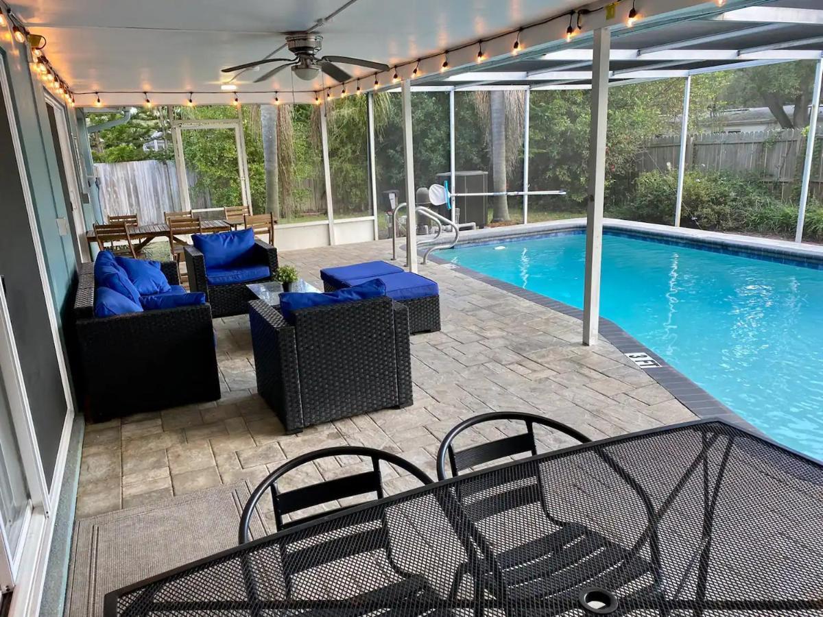 Spacious 5 Bedrooms 3 Bathrooms Family-Friendly Home With Heated Salt Pool 克利尔沃特 外观 照片